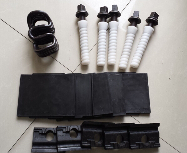 Sistema preto da asseguração do trilho do óxido para a estrada de ferro 44 - dureza 48HRC